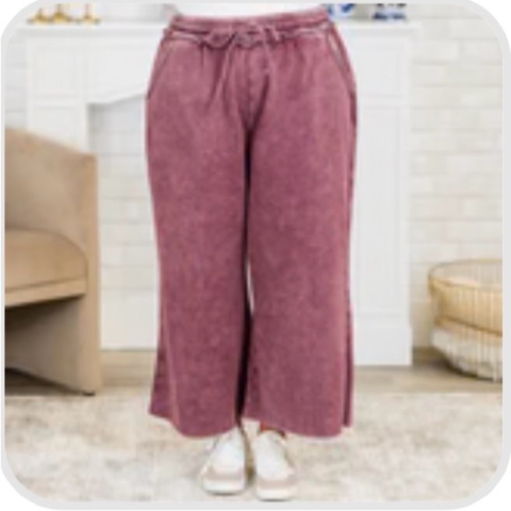 Chic Soul Cozy Wide-Leg Sweatpants in Eggplant.